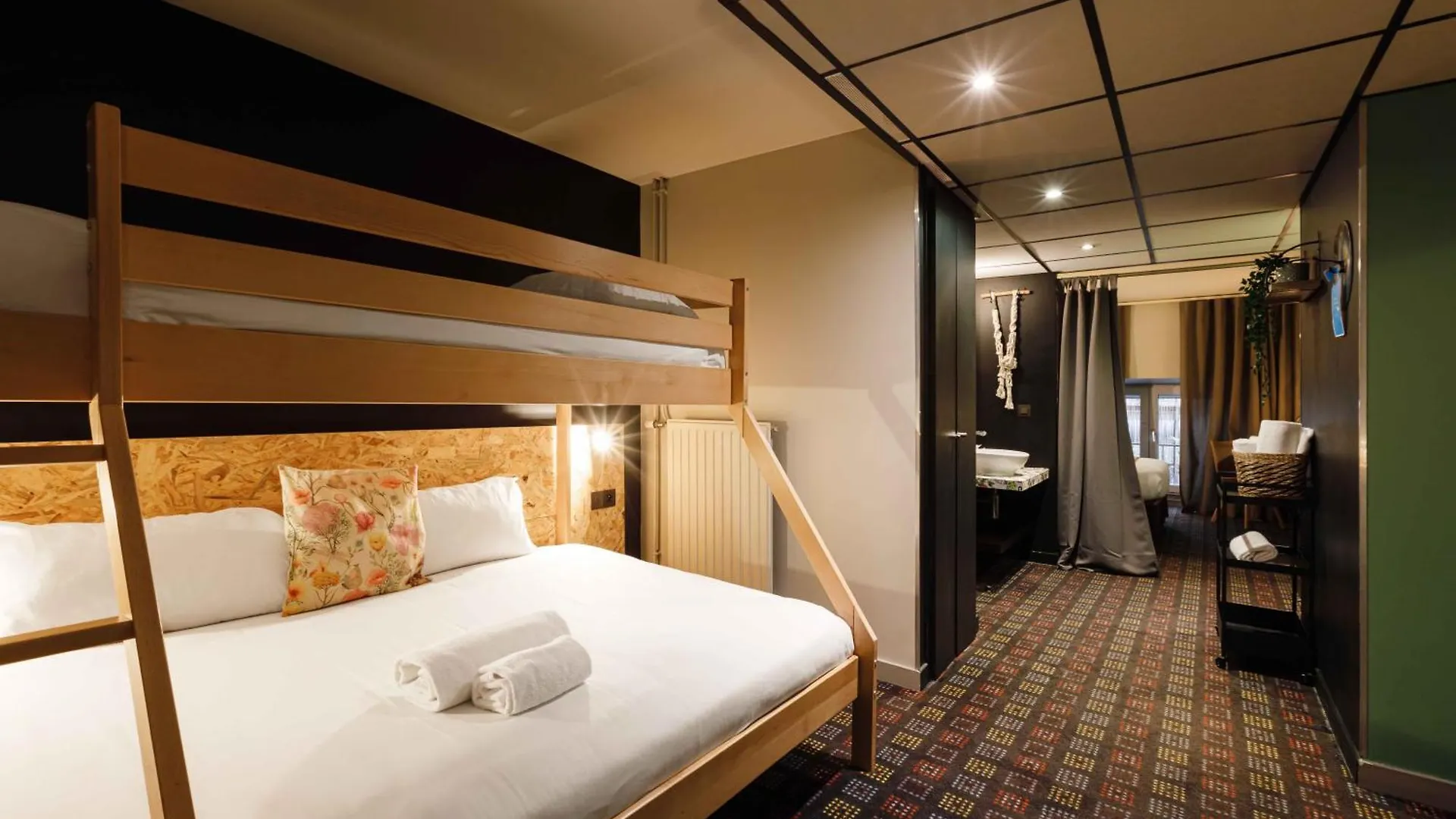 Greet Hotel Lyon Confluence France