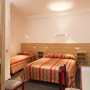 Aparthotel Family Parigi