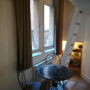 Vieux Appartement
